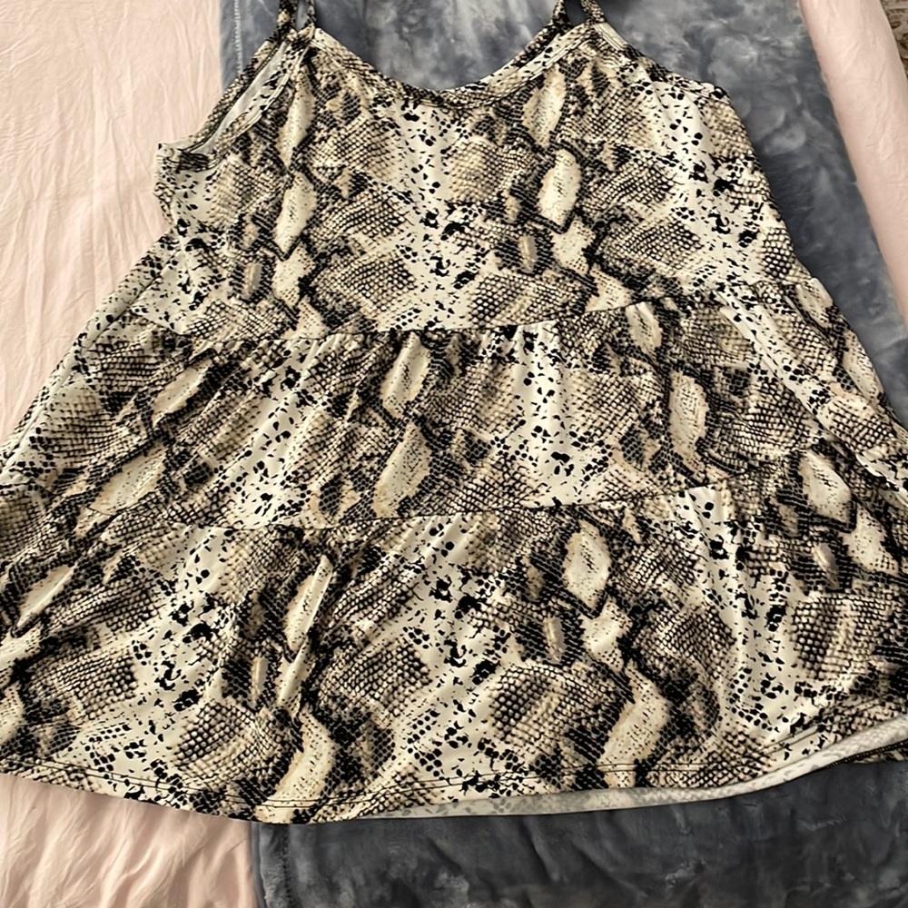 snake print tank top